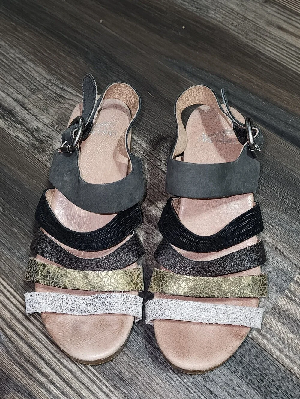 Dansko Maribeth Sandals Block Heel Strappy Leather Sz 37 Metallic 6.5-7 Casual